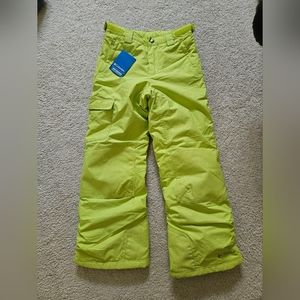 Brand new Columbia boys snowpants with tag (size M)